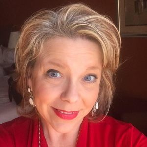 Meet your Posher, Deanna